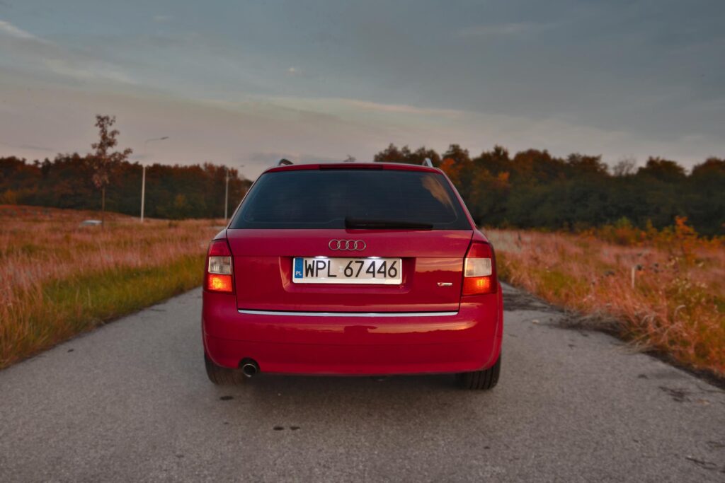 tył audi a4 b6 kombi