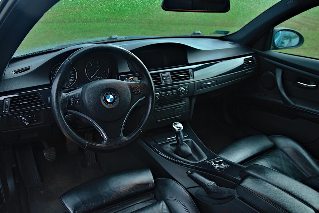 bmw 325 d e92 coupe