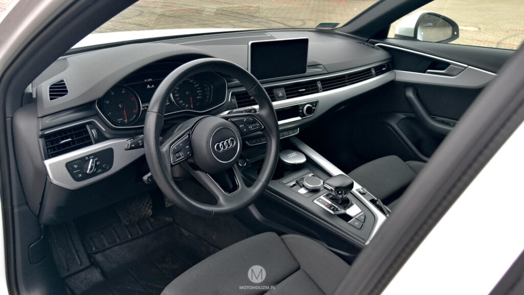 audi a4 b9 s line 2.0 tdi