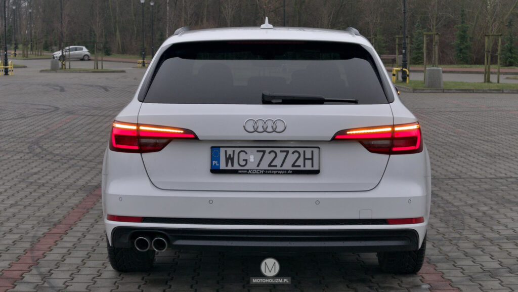 audi a4 b9 s line 2.0 tdi