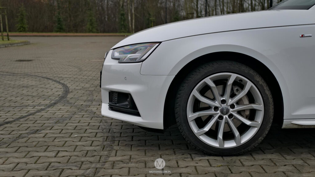 audi a4 b9 s line 2.0 tdi