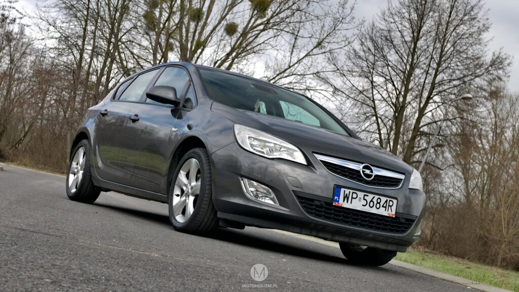 opel astra IV J 1.4 turbo