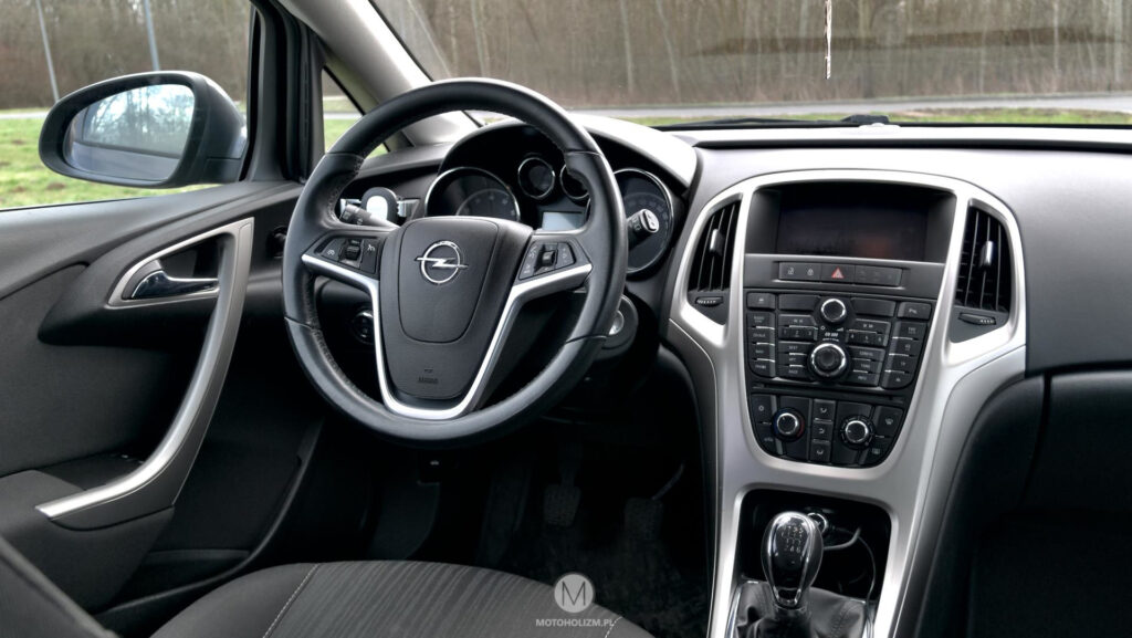 opel astra IV J 1.4 turbo