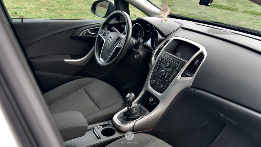 opel astra IV J 1.4 turbo