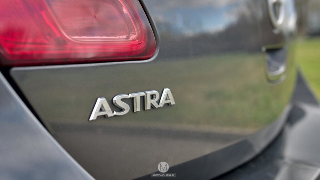 opel astra IV J 1.4 turbo