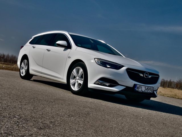 Opel Insignia Motoholizm