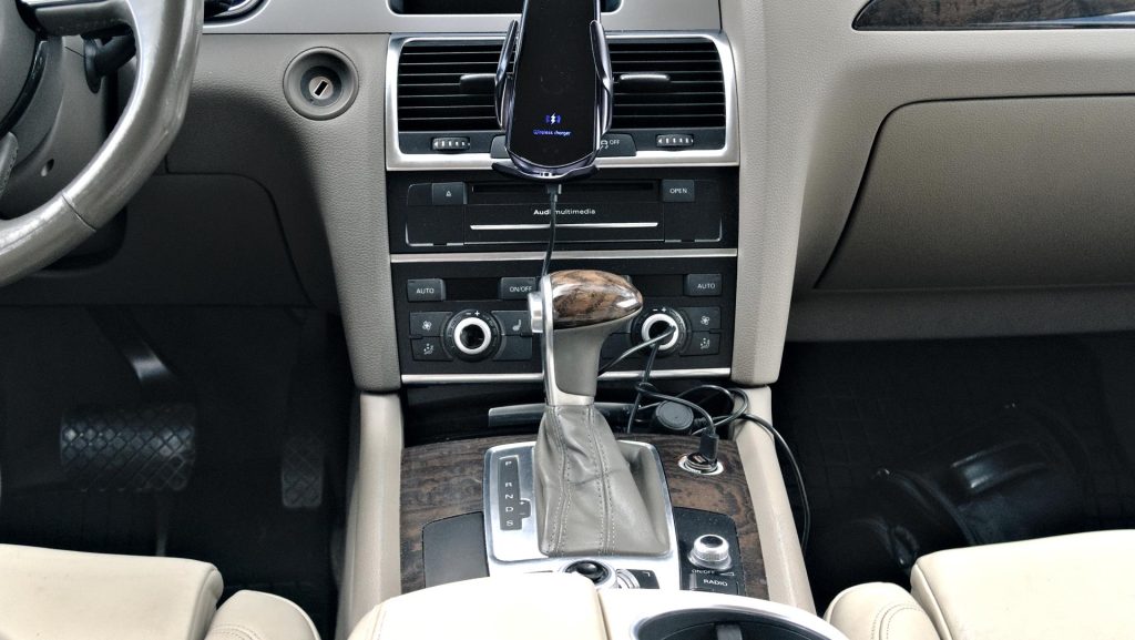 Audi Q7 Motoholizm
